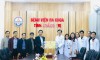 Phó chủ tịch UBND tỉnh Hoàng Nam thăm, chúc tết CBNVNLĐ và tặng quà bệnh nhân nghèo đang điều trị tại BVĐK tỉnh Quảng Trị